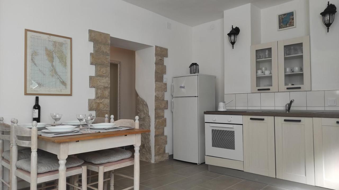 Apartment Loparina Нерезине Екстер'єр фото